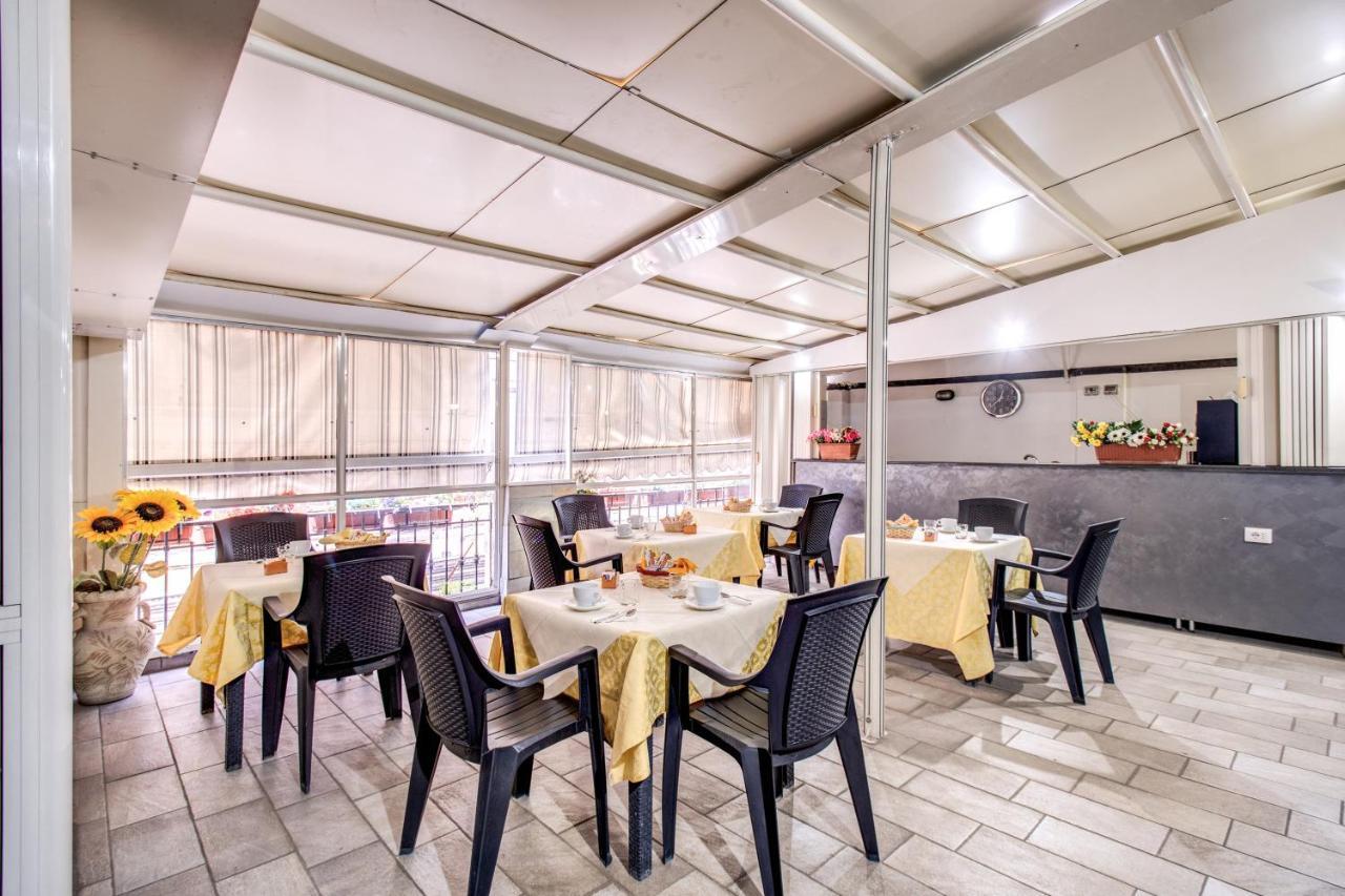 Napoli'S Gold Hotel Kültér fotó